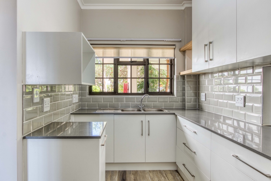 2 Bedroom Property for Sale in Lionviham Western Cape